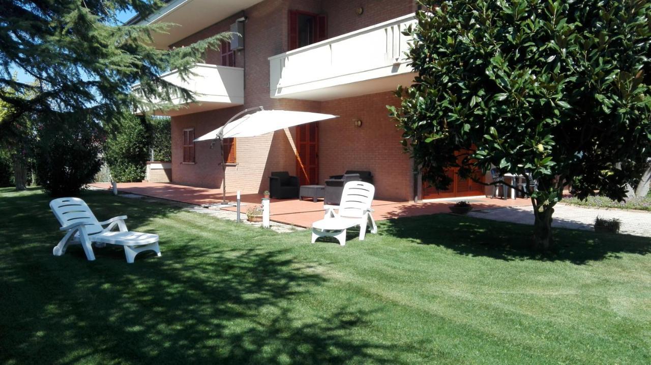 Country House Bike Friendly Famiglia Belleggia Lägenhet Porto SantʼElpidio Exteriör bild