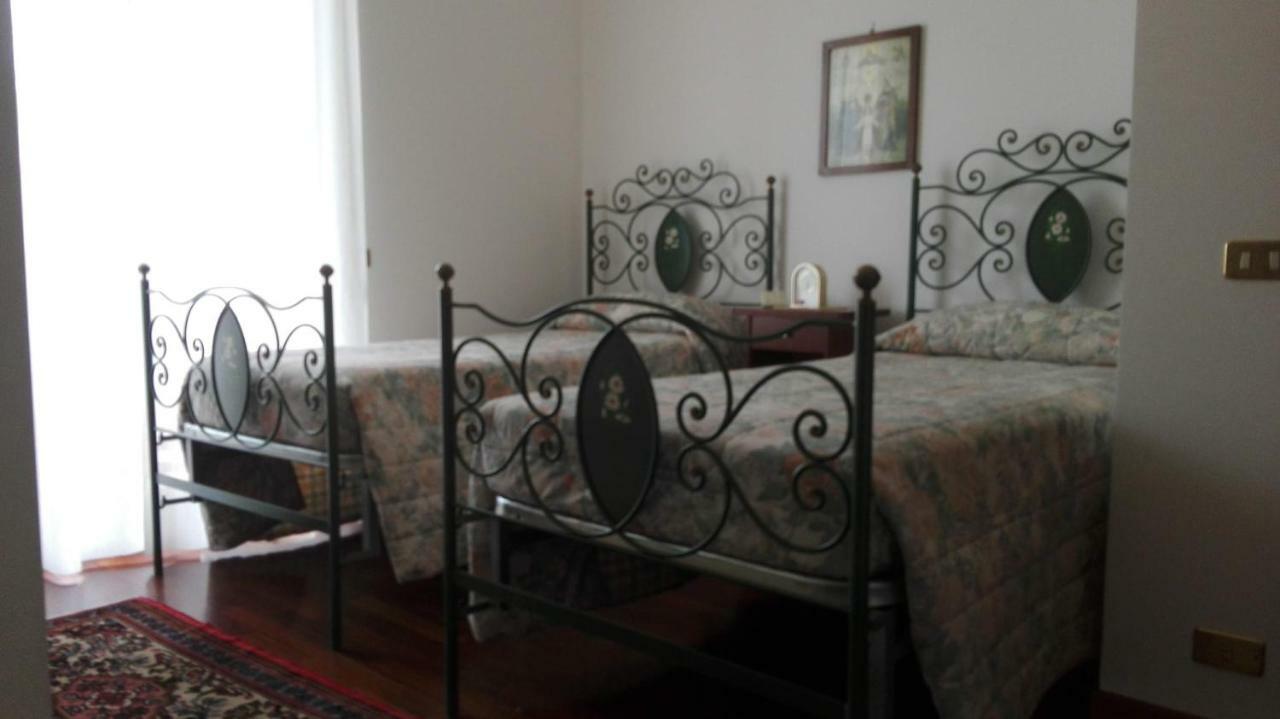 Country House Bike Friendly Famiglia Belleggia Lägenhet Porto SantʼElpidio Exteriör bild