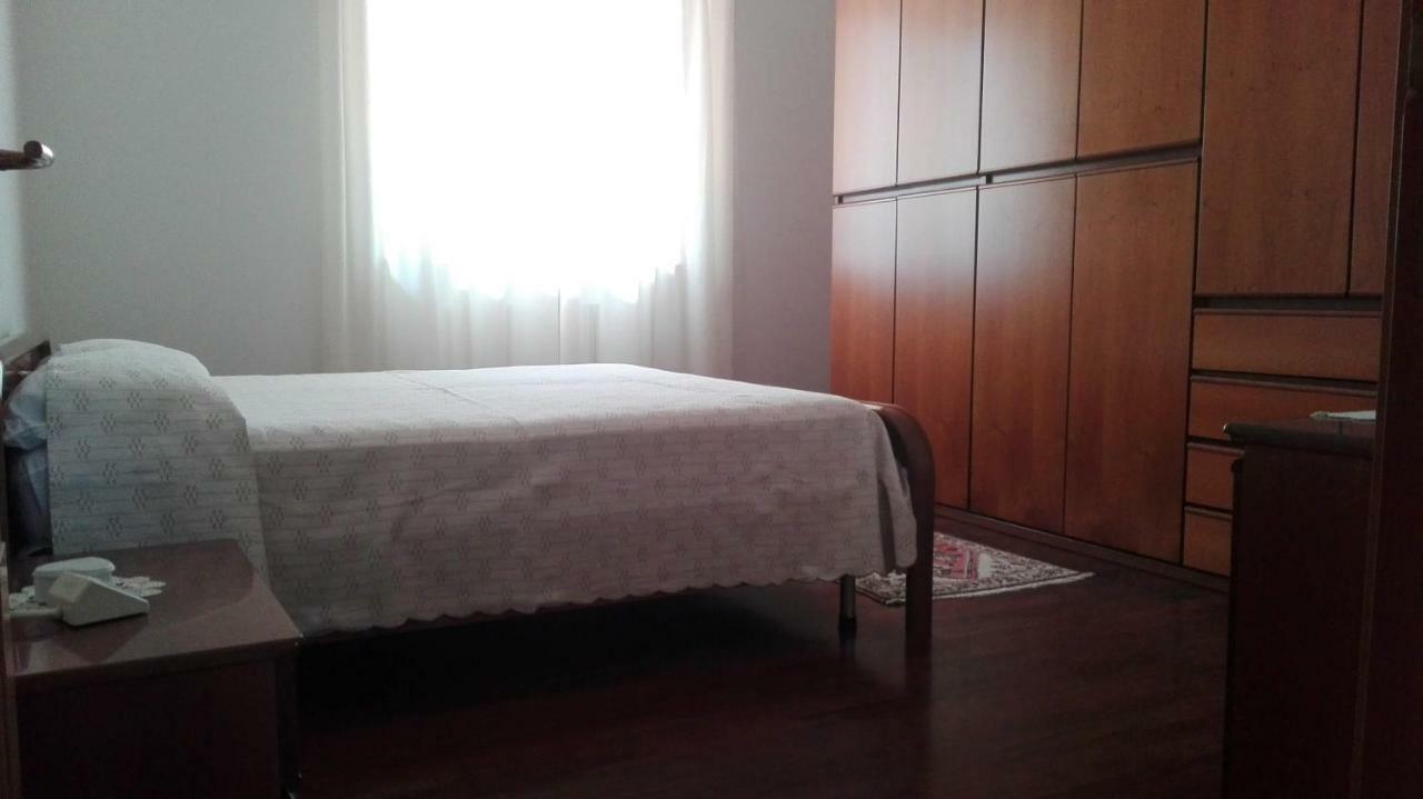 Country House Bike Friendly Famiglia Belleggia Lägenhet Porto SantʼElpidio Exteriör bild